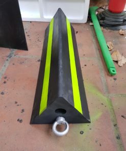 Chặn bánh xe máy bay 610mm nhãn hiệu KBN