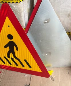 BIỂN BÁO NGƯỜI ĐI BỘ