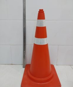 Cọc tiêu giao thông Hàn Quốc H70cm nặng 0.7kg