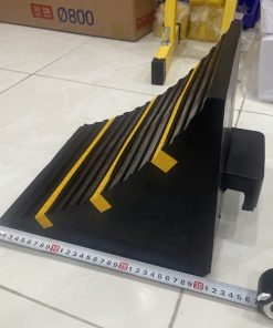 Cục chèn bánh xe tải KBN-T25 cao su H190 x W250 x L290mm