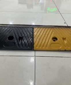 Dốc dẫn xe ô tô xe máy bằng cao su cao 5cm x L50 x W17cm vàng đen