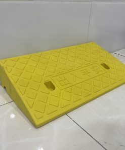 Dốc lên xe máy nhựa cao 10cm x L50 x W27cm