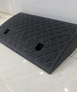 Dốc lên xe máy nhựa cao 11cm x L50 x W27cm