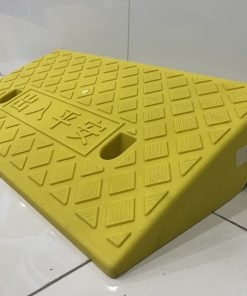 Alternative view of Dốc lên xe máy nhựa cao 12cm x L50 x W27cm