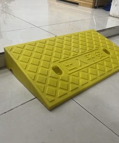 Alternative view of Dốc lên xe máy nhựa cao 8cm x L50 x W27cm