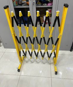 Hàng rào nhựa composite di động co giãn di động H1.2 x L2.5m màu vàng đen