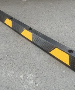 Chặn Bánh Xe Cao Su Dài 1830mm x Cao 10cm
