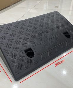 Cầu dắt xe máy nhựa KBN kê bậc cao 10cm màu đen