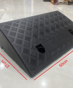 Cầu dắt xe máy nhựa KBN kê bậc cao 12cm màu đen