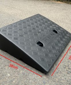 Cầu dắt xe máy nhựa KBN kê bậc cao 14cm màu đen