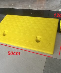 Cầu dắt xe máy nhựa KBN kê bậc cao 12cm màu vàng