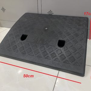 Cầu dắt xe máy nhựa KBN kê bậc cao 17cm màu đen