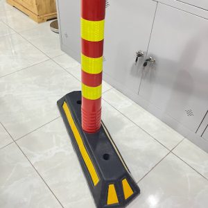 Trụ phân làn giao thông đế gờ cao su L740 x W210 x H750mm